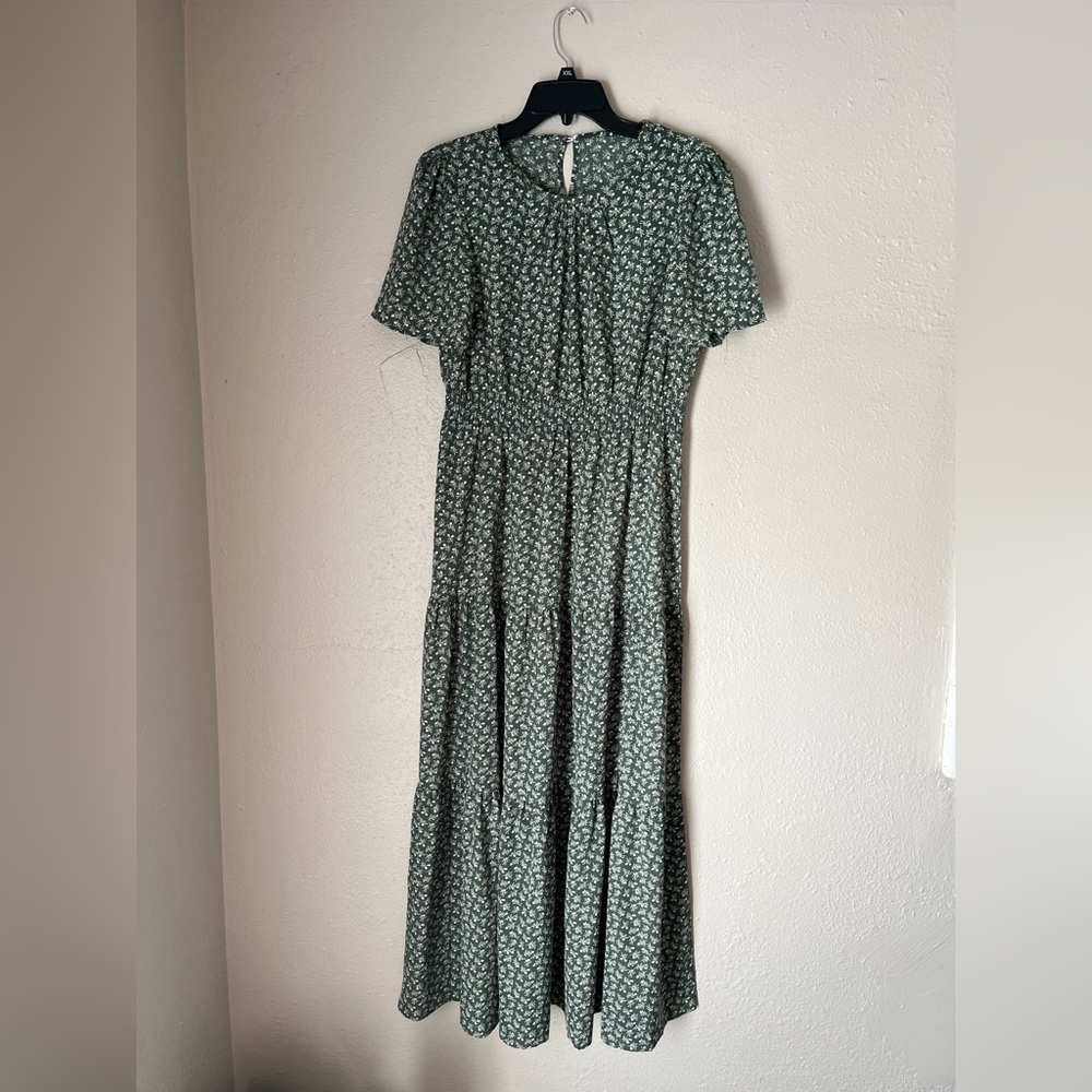Green floral flowy maxi dress with white floral design key hole back